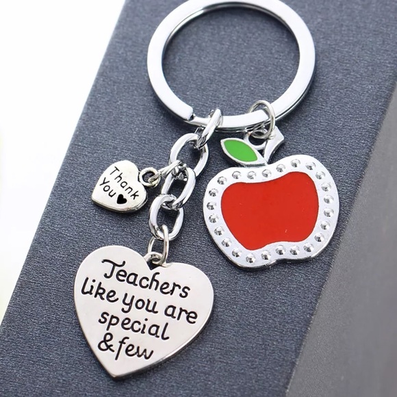 Teacher heart keychain Apple thank you Silver gift - Picture 2 of 4